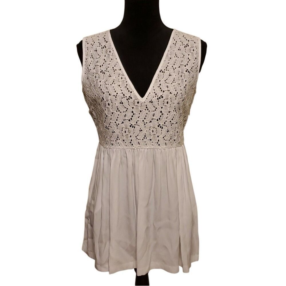 Love Moschino White Lace Eyelet VNeck Babydoll Dress Tunic Coverup, 6. Luxury